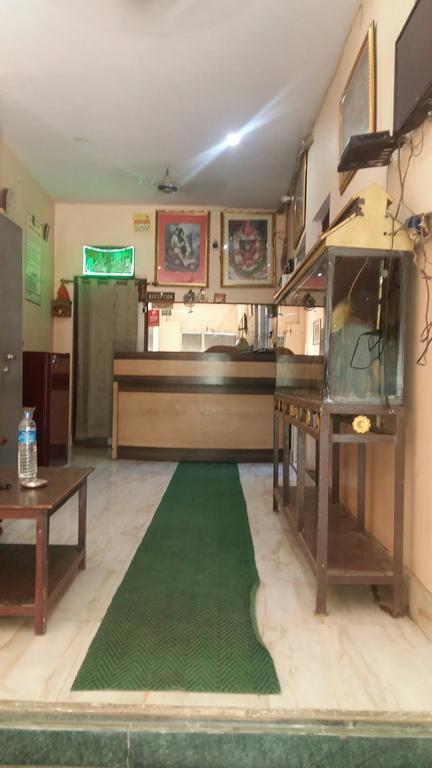 Hotel Giriraj Inn Bénarès Extérieur photo